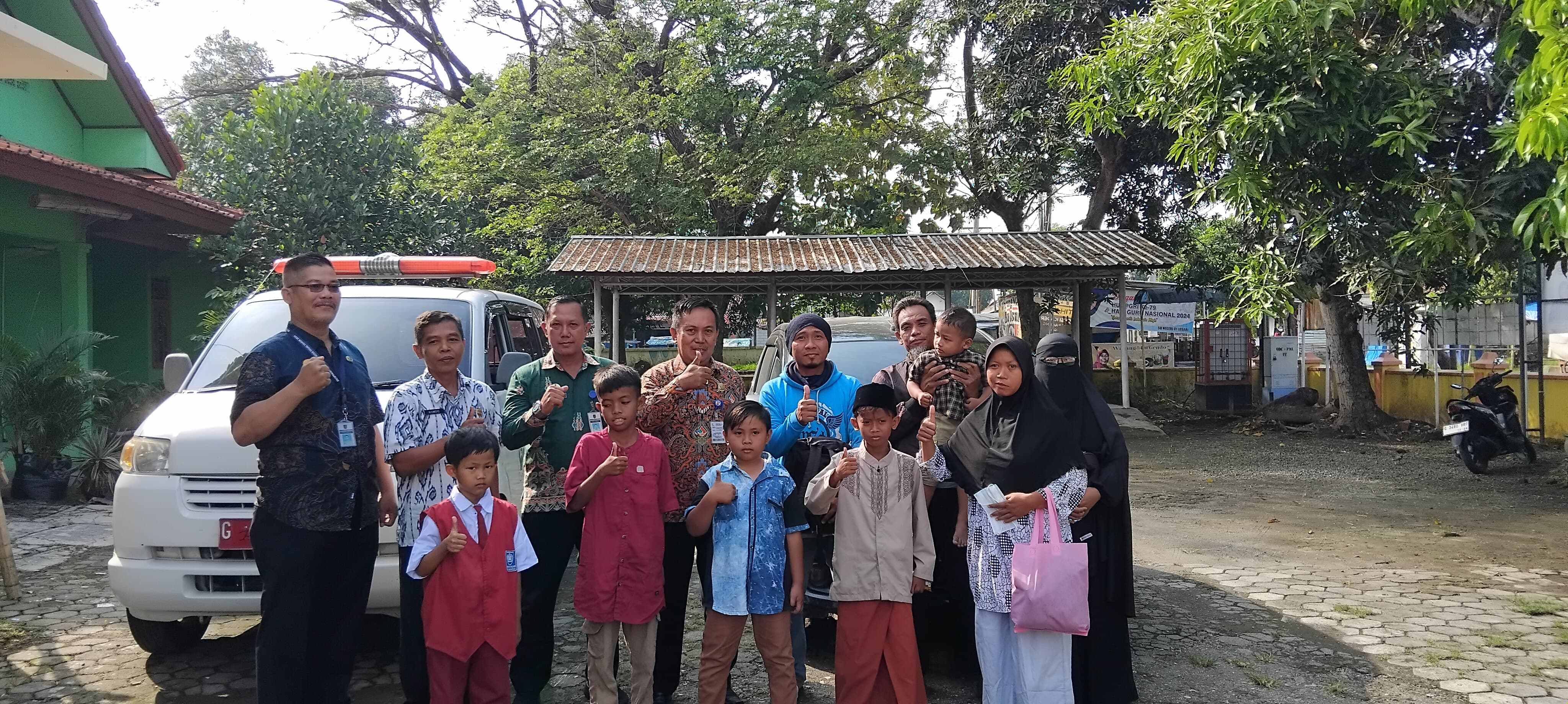 sunatan-masal-dalam-rangka-hut-kabupaten-tegal-ke-424-tahun-2025